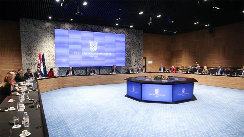 Najvažnije da prelazak na euro prođe bez problema i poteškoća za građane, koji će biti znatno zaštićeniji u europodručju
